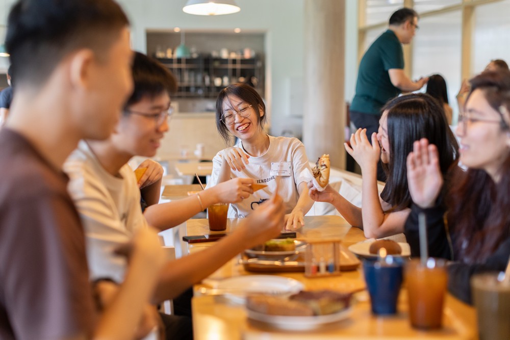 “社交休息”体验区由Friendzone主理，引导与会者进行小组深度对谈。摄/ 陈正宇