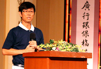 "SG20110925CUA-LQH-02.jpg”