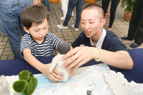 烤鸡或挨饿  四岁儿的智慧选择